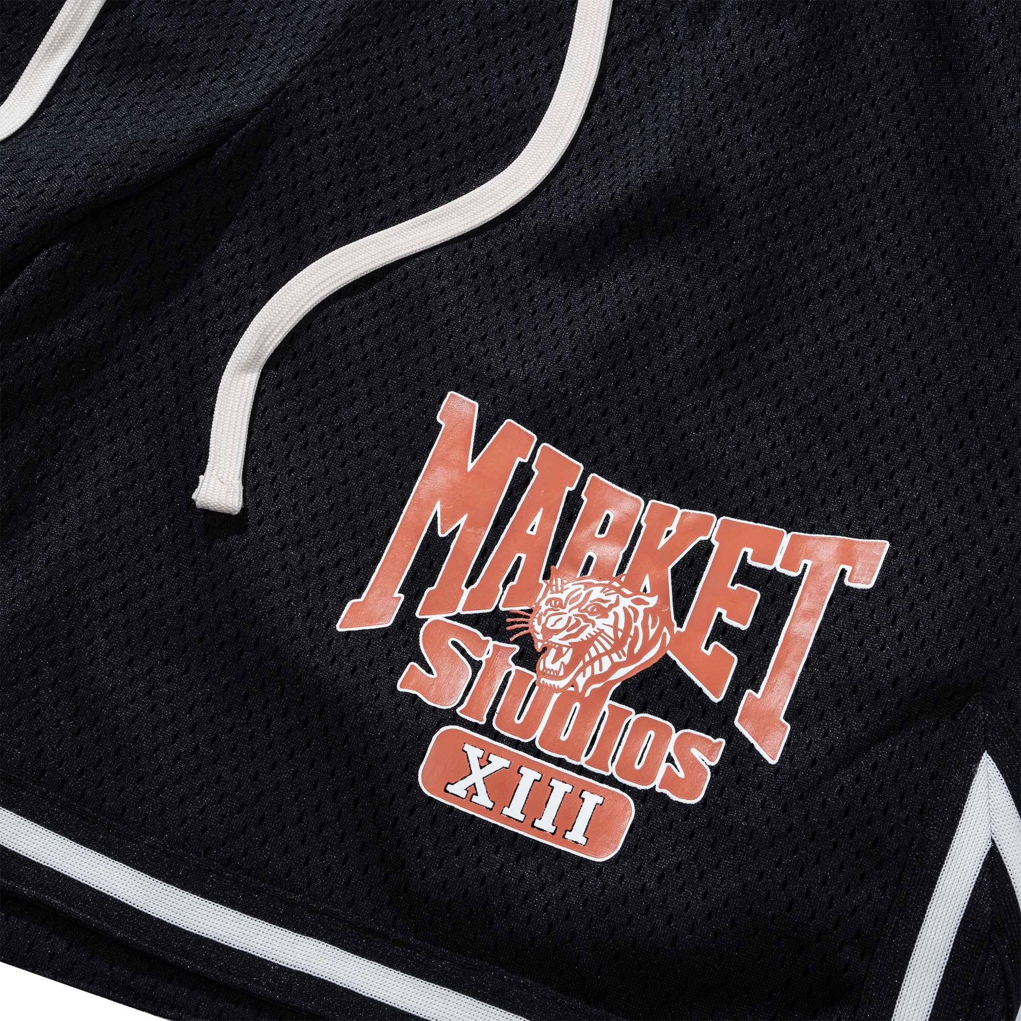 Market Studios Game Shorts washed-black