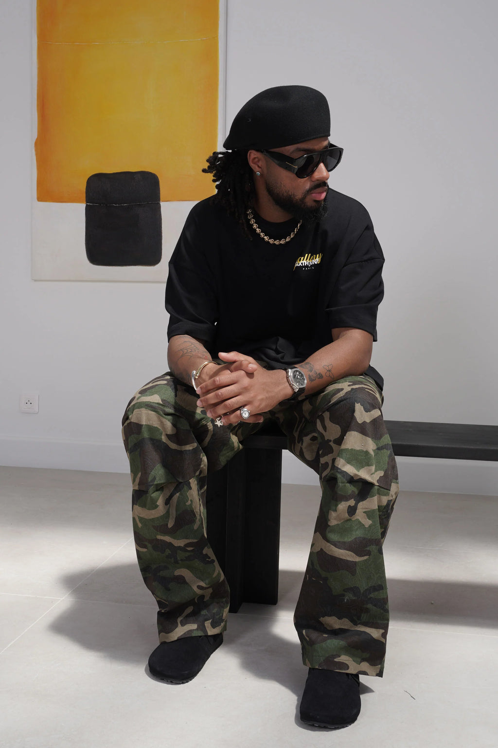 Gallery Graphic Tee 25919 Blac