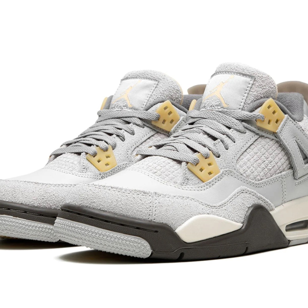 
                      
                        Jordan 4 Retro SE Craft Photon Dust (GS)
                      
                    