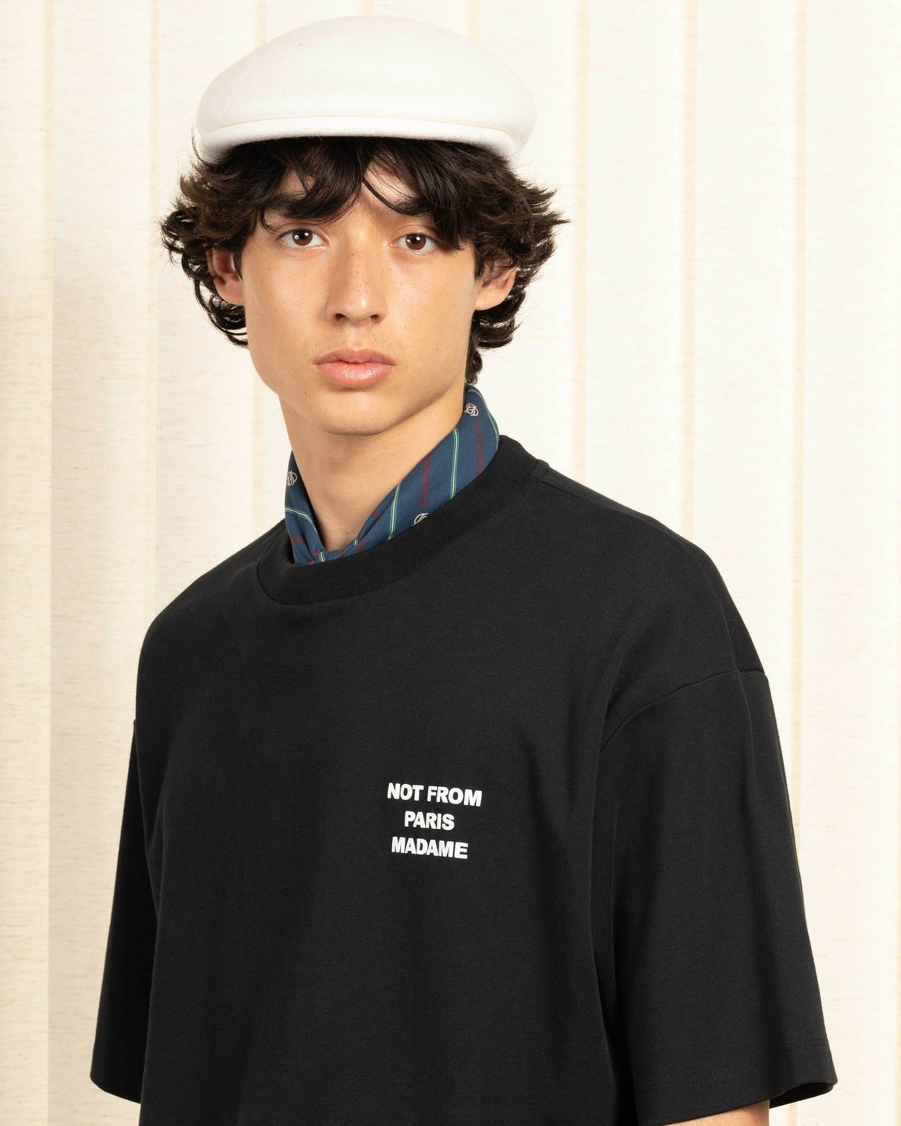 Le TShirt Slogan Black