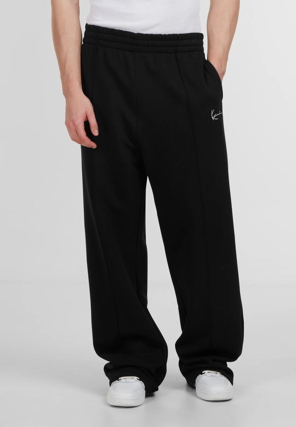 Signature Straight Leg Sweatpants black