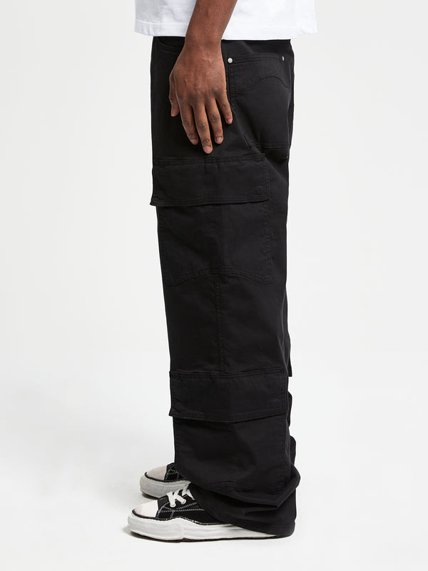 Essential Cargo  Black