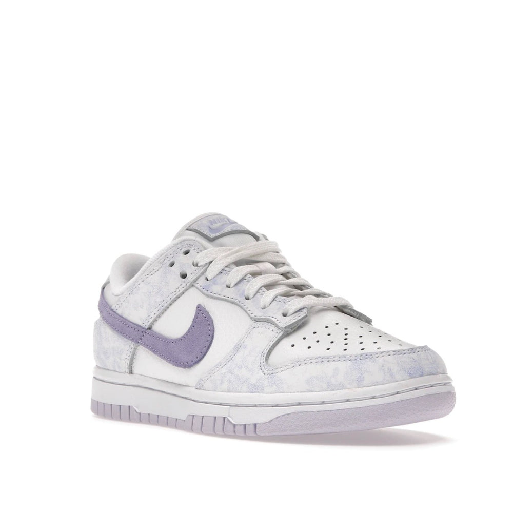 
                      
                        Nike dunk low Purple Pulse (W)
                      
                    