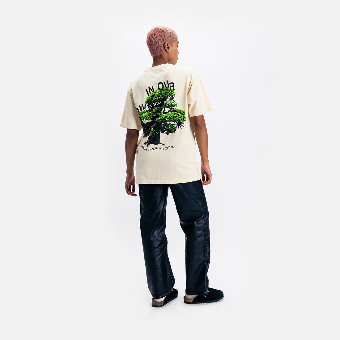 Community Garden T Shirt ecru