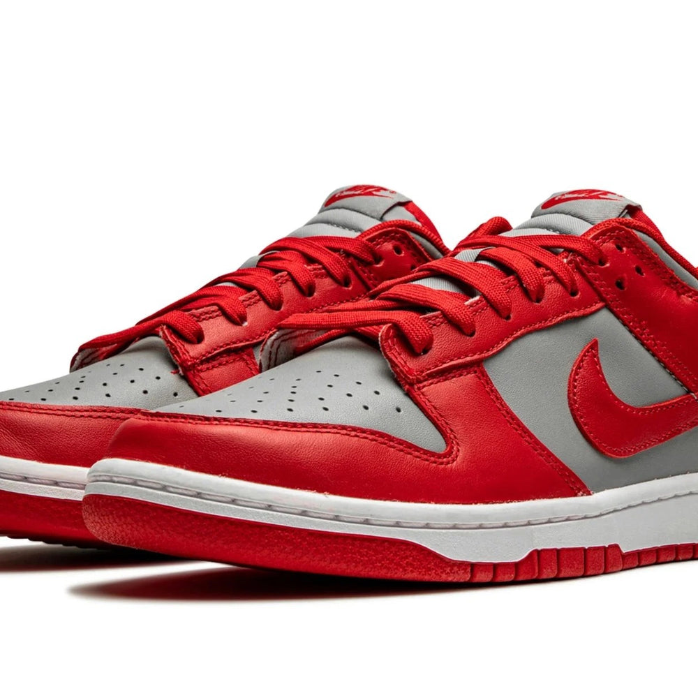 
                      
                        Nike Dunk Low Retro Medium Grey Varsity Red UNLV (2021)
                      
                    