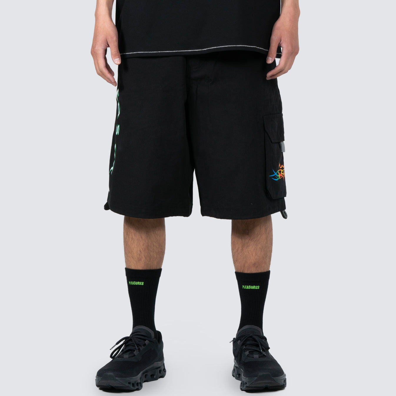 Adventure Cargo Shorts Black