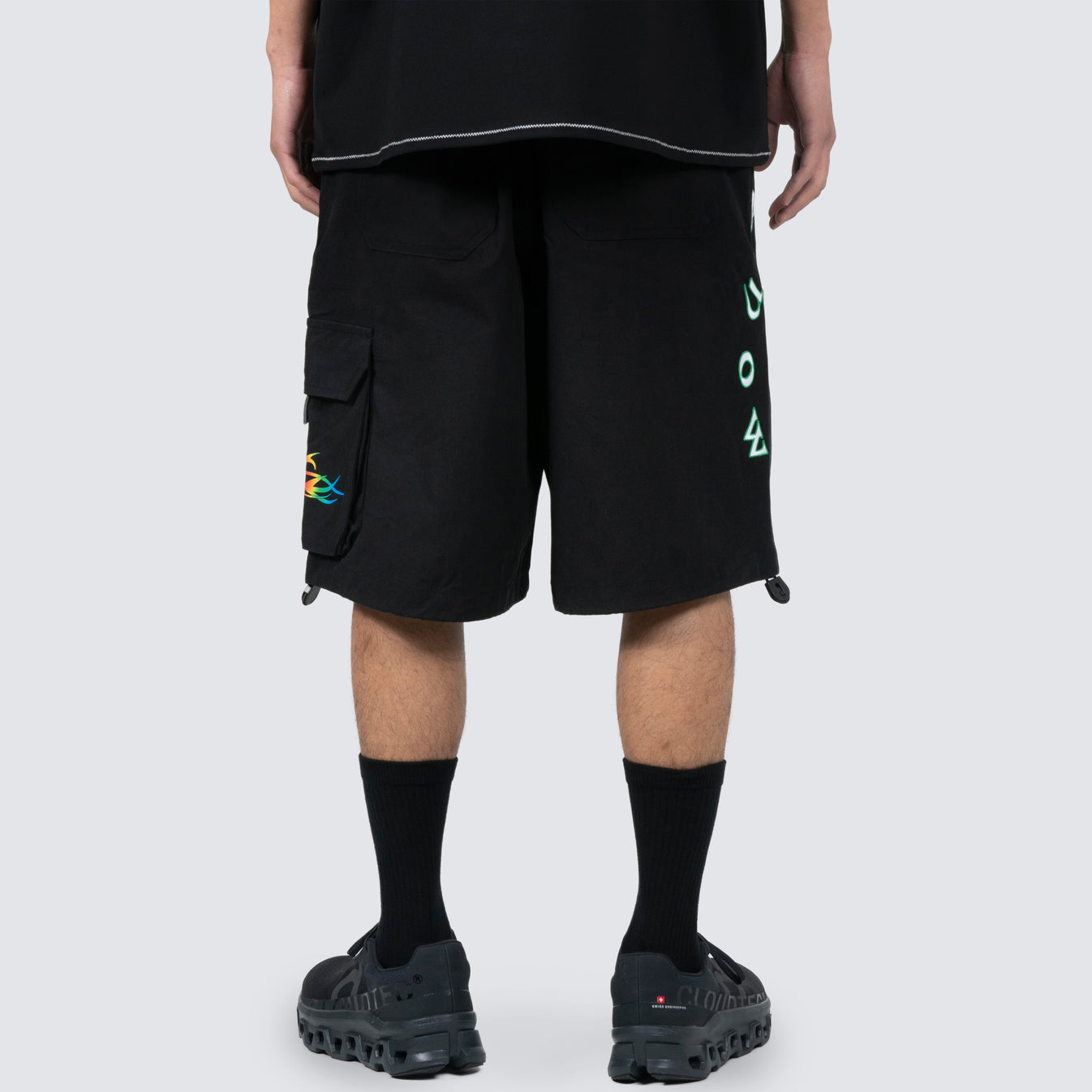Adventure Cargo Shorts Black