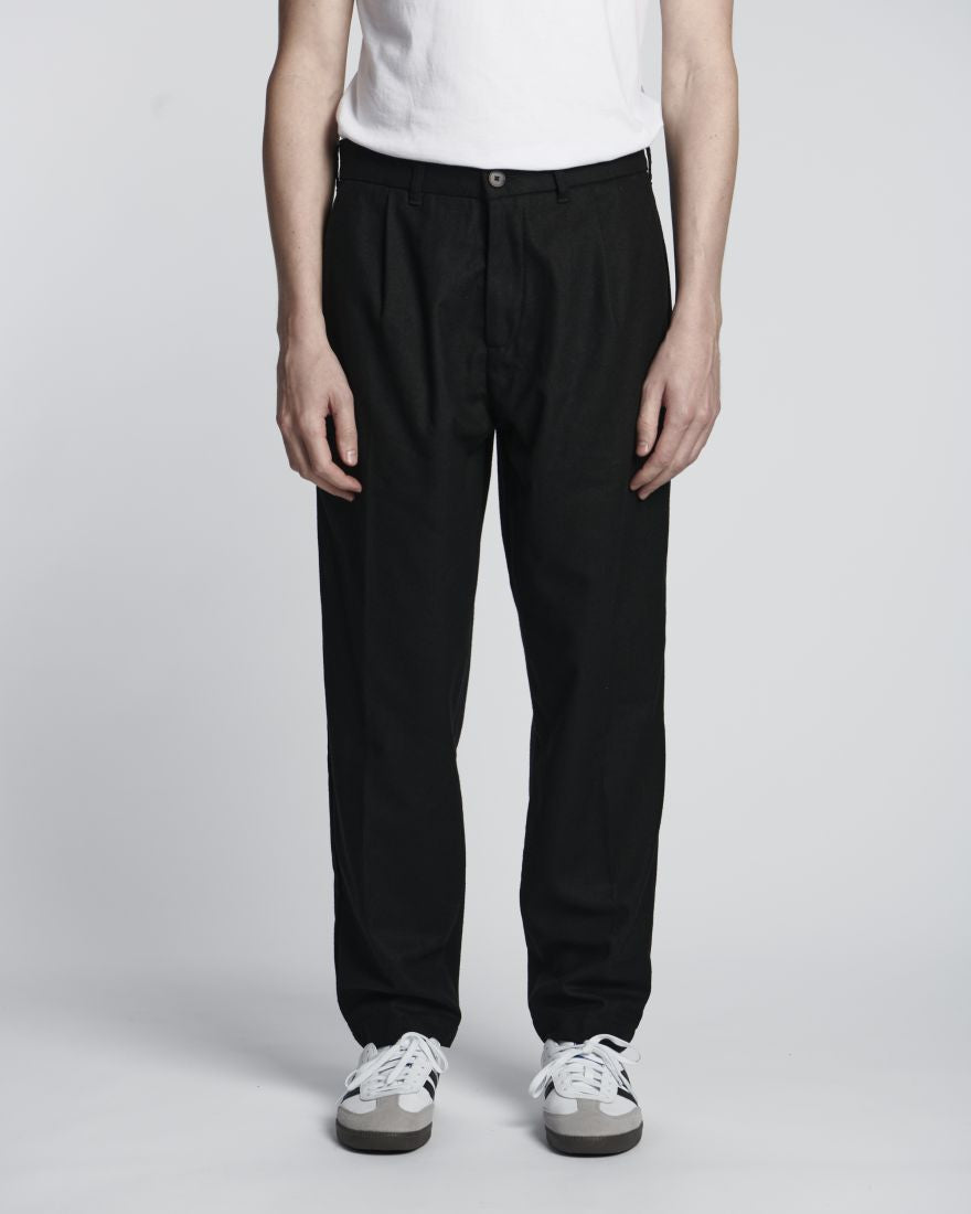 Eddy Pant black garment washed