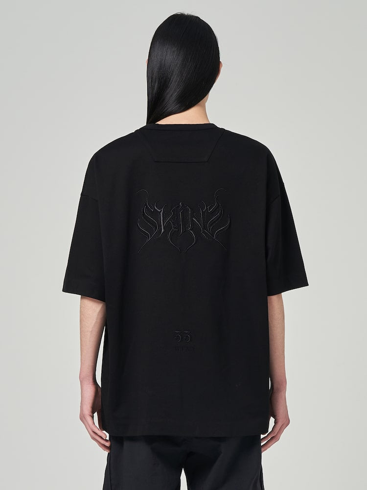 Semi Over Fit Graphic Embroidered T Shirts Black