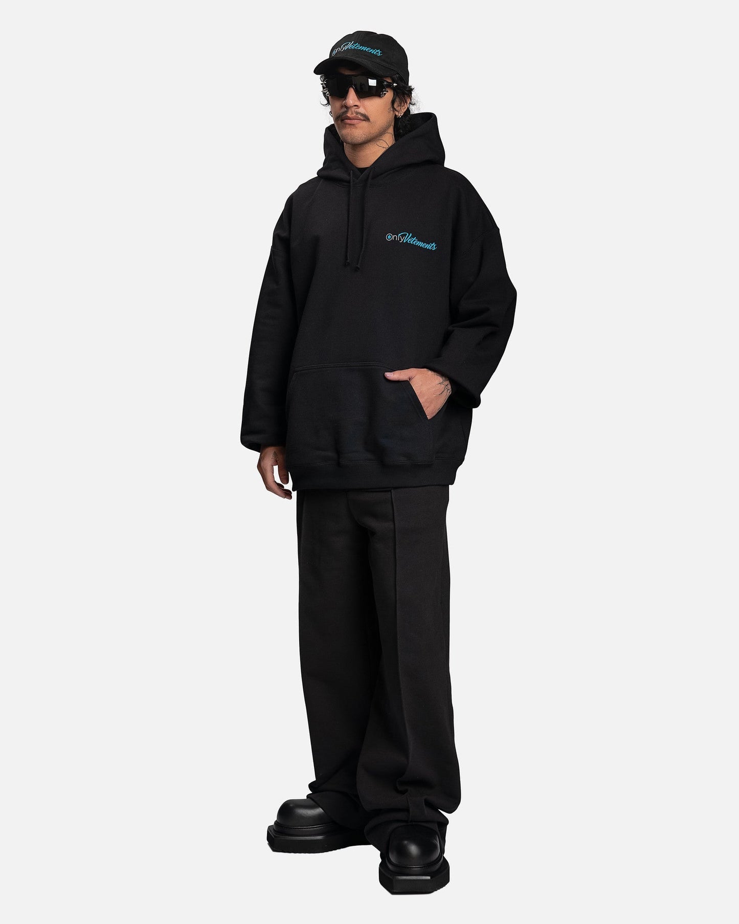 Embroided Logo Hoodie Black