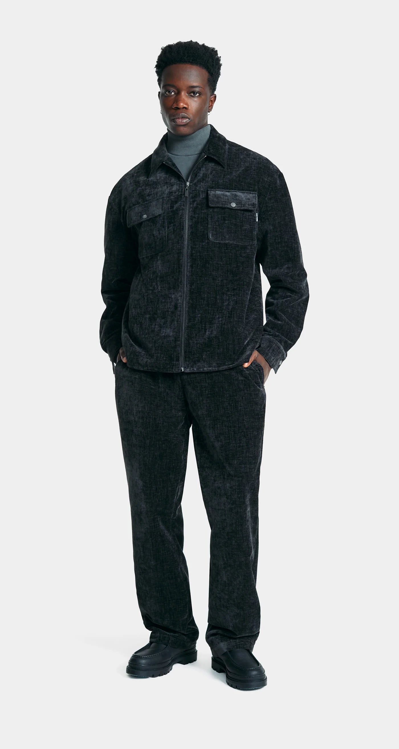 Zuri Velvet Pants Black