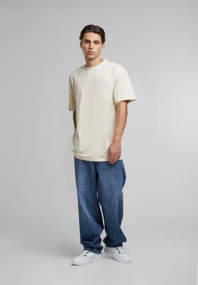 
                      
                        Small Signature Essential Tee Beige
                      
                    