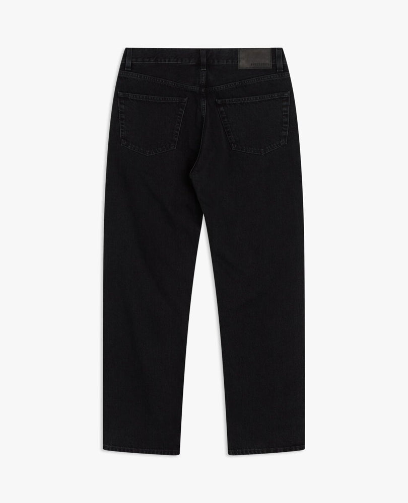 
                      
                        STANDARD PANT WASHED BLACK
                      
                    